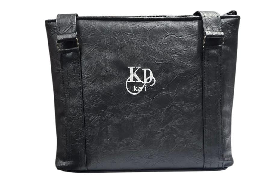 Kipusa 2-in-1 Hand Bag in Black